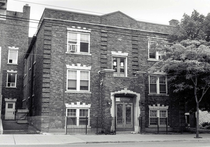 Kew Park Mansions on Queen Street East in 1995.