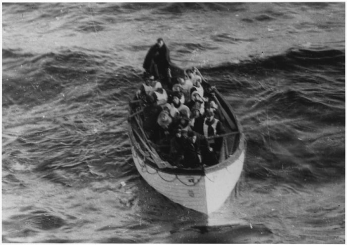 Lifeboat_Carrying_Titanic_S