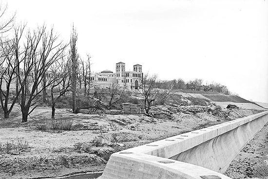 PHOTO: City of Toronto Archives, series 372 subseries 77 item 1